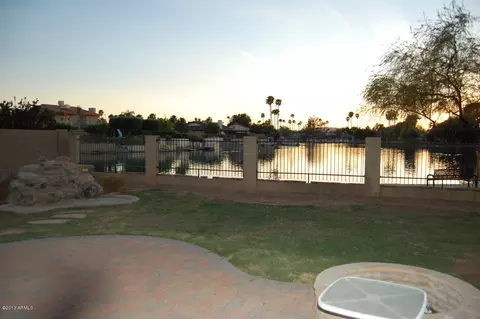 2334 S Playa Cir, Mesa, AZ 85202 photo 7