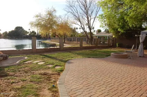 2334 S Playa Cir, Mesa, AZ 85202 photo 3