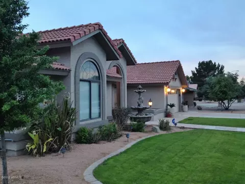 2313 E Leonora St, Mesa, AZ 85213 photo 3