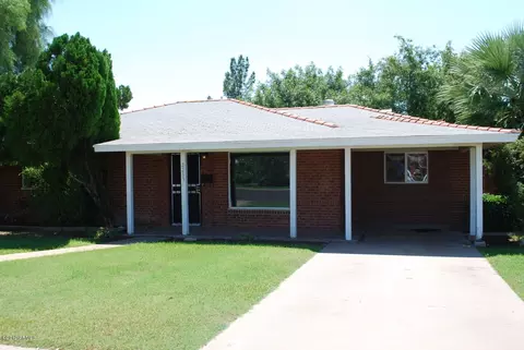 2235 E Devonshire Ave, Phoenix, AZ 85016 photo 2