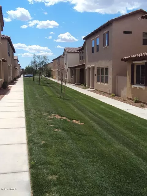 3445 S Falcon Dr, Gilbert, AZ 85297 photo 3
