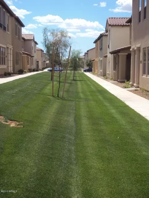 3445 S Falcon Dr, Gilbert, AZ 85297 photo 4