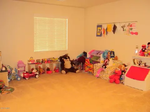 3445 S Falcon Dr, Gilbert, AZ 85297 photo 15