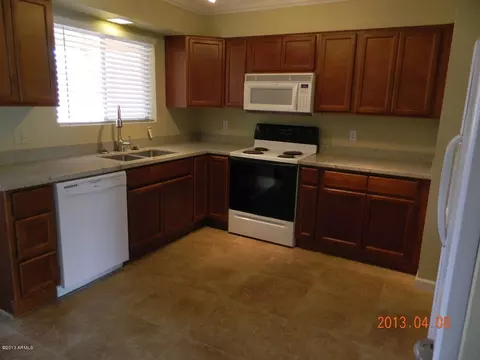 3434 E Shaw Butte Dr, Phoenix, AZ 85028 photo 10