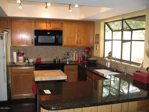 442 E Barbara Dr, Tempe, AZ 85288 photo 6