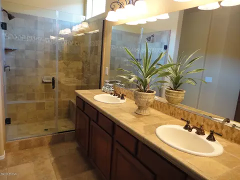 4536 E Donato Dr, Gilbert, AZ 85298 photo 9