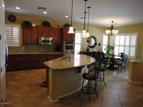 4536 E Donato Dr, Gilbert, AZ 85298 photo 2