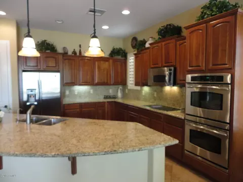 4536 E Donato Dr, Gilbert, AZ 85298 photo 3