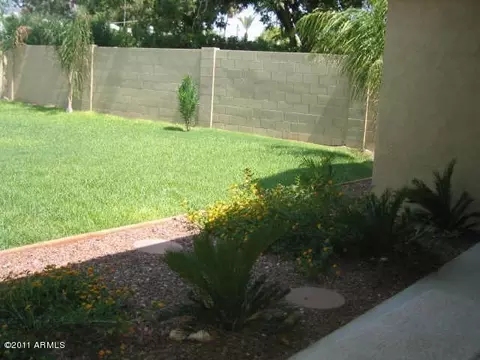4302 E Cheery Lynn Rd, Phoenix, AZ 85018 photo 4