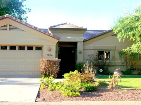 4302 E Cheery Lynn Rd, Phoenix, AZ 85018 photo 9