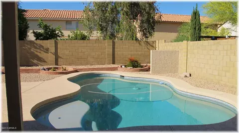 4550 E Michelle Dr, Phoenix, AZ 85032 photo 8