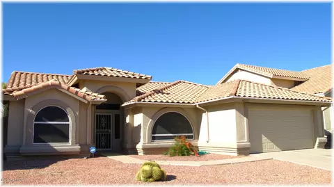 4550 E Michelle Dr, Phoenix, AZ 85032 photo 1