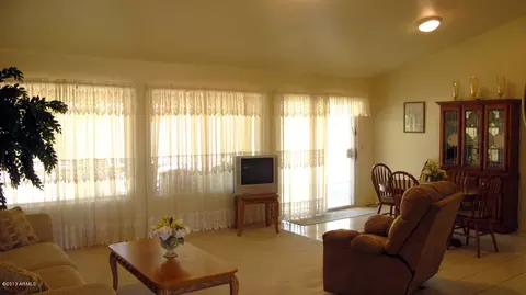 4550 E Michelle Dr, Phoenix, AZ 85032 photo 3