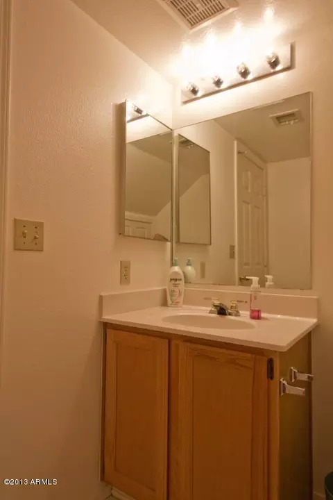 4229 N Ranier --, Mesa, AZ 85215 photo 11