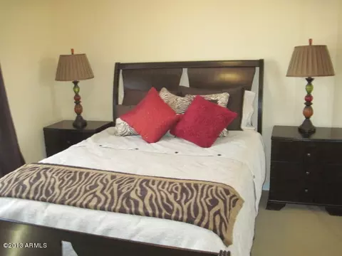2232 E Branham Ln, Phoenix, AZ 85042 photo 6