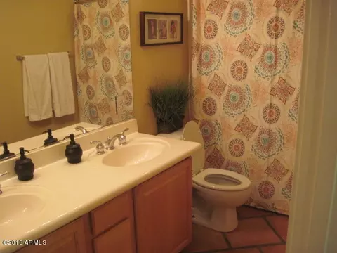 2232 E Branham Ln, Phoenix, AZ 85042 photo 11