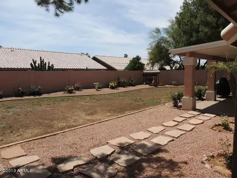 4239 E Vista Dr, Phoenix, AZ 85032 photo 1