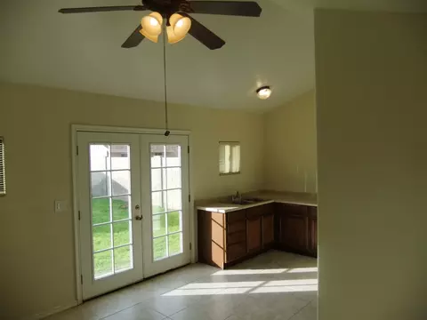 744 E Meadow Ln, Phoenix, AZ 85022 photo 9