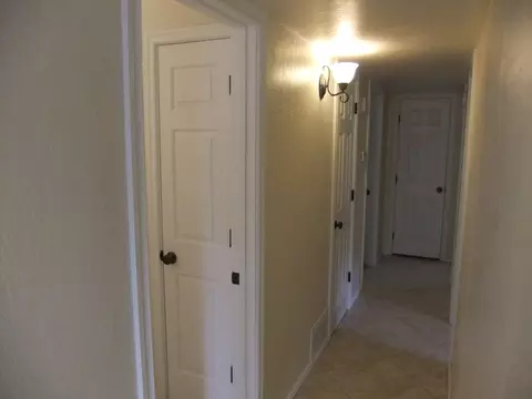 744 E Meadow Ln, Phoenix, AZ 85022 photo 7