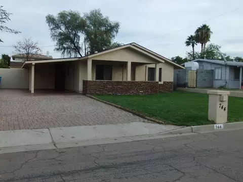 744 E Meadow Ln, Phoenix, AZ 85022 photo 1