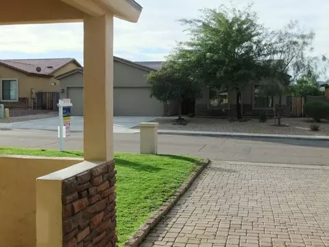 744 E Meadow Ln, Phoenix, AZ 85022 photo 11