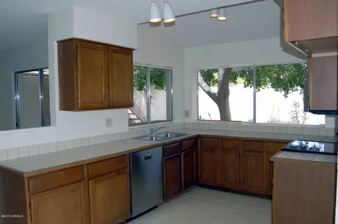 4338 E Vaughn Dr, Phoenix, AZ 85044 photo 8
