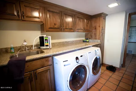 3915 E Mountain View Rd, Phoenix, AZ 85028 photo 40