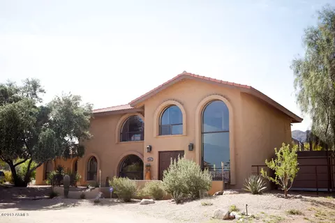 3915 E Mountain View Rd, Phoenix, AZ 85028 photo 1