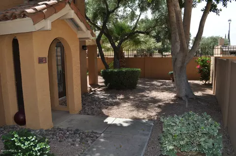 1113 E North Ln #1, Phoenix, AZ 85020 photo 2