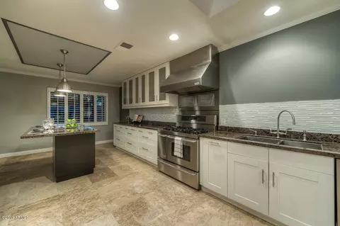 4536 E Calle Tuberia --, Phoenix, AZ 85018 photo 3