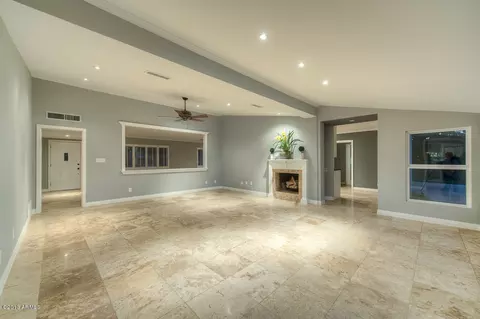 4536 E Calle Tuberia --, Phoenix, AZ 85018 photo 2