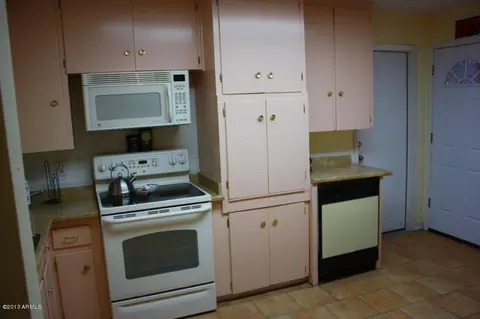 4002 N 48th Dr, Phoenix, AZ 85031 photo 4