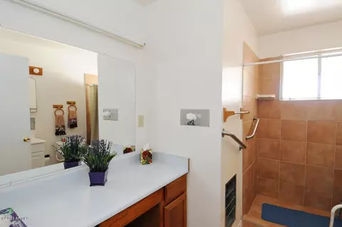 4002 N 48th Dr, Phoenix, AZ 85031 photo 8