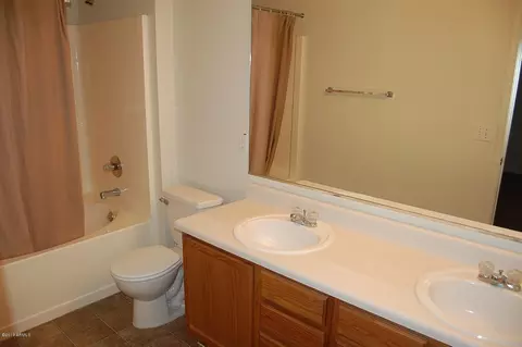 3231 S Martingale Rd, Gilbert, AZ 85297 photo 12