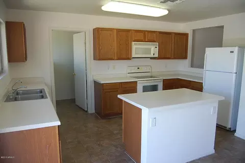 3231 S Martingale Rd, Gilbert, AZ 85297 photo 8