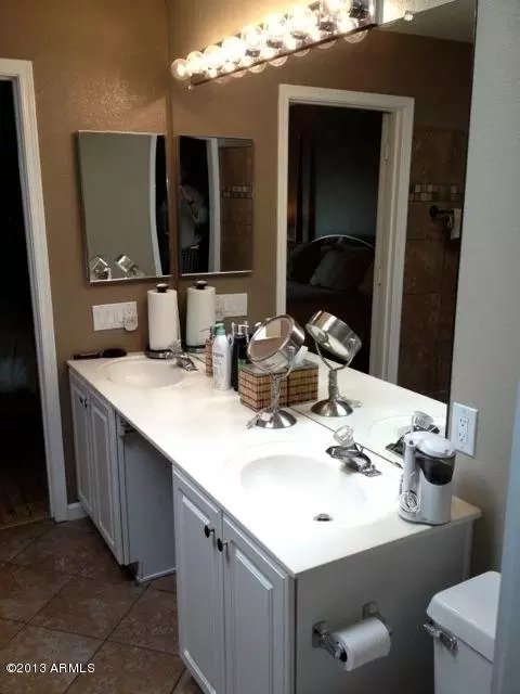 4155 E Silverwood Dr, Phoenix, AZ 85048 photo 16