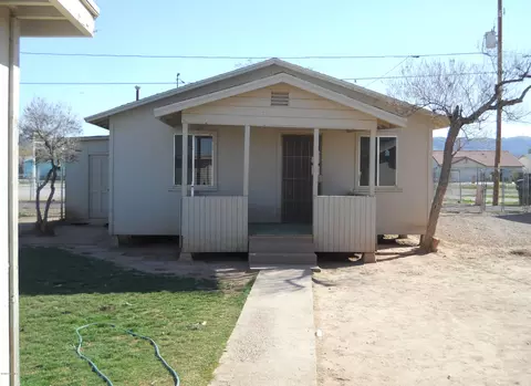 2739 E Chipman Rd, Phoenix, AZ 85040 photo 2