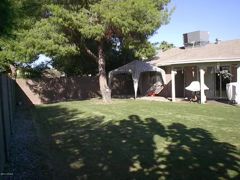 4107 E Dahlia Dr, Phoenix, AZ 85032 photo 2