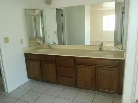 1041 E Sandpiper Dr, Tempe, AZ 85283 photo 5