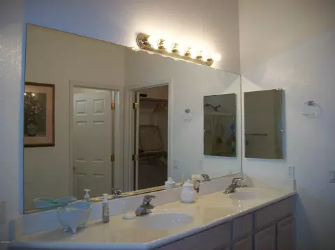 4355 E Walnut Rd, Gilbert, AZ 85298 photo 11
