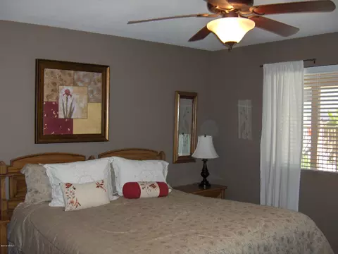 4623 E Sandra Ter, Phoenix, AZ 85032 photo 6