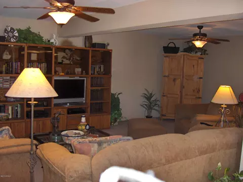 4623 E Sandra Ter, Phoenix, AZ 85032 photo 3