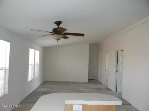 569 S Warner Dr, Apache Junction, AZ 85120 photo 9