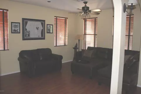 1312 S Roseann --, Mesa, AZ 85209 photo 2