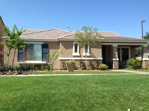 1926 S Colt Dr, Gilbert, AZ 85295 photo 1