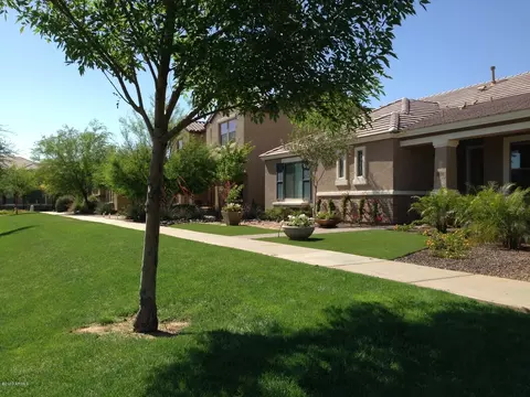1926 S Colt Dr, Gilbert, AZ 85295 photo 5
