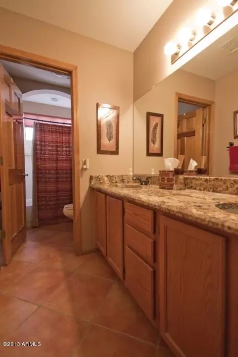 420 E Stonebridge Dr, Gilbert, AZ 85234 photo 9