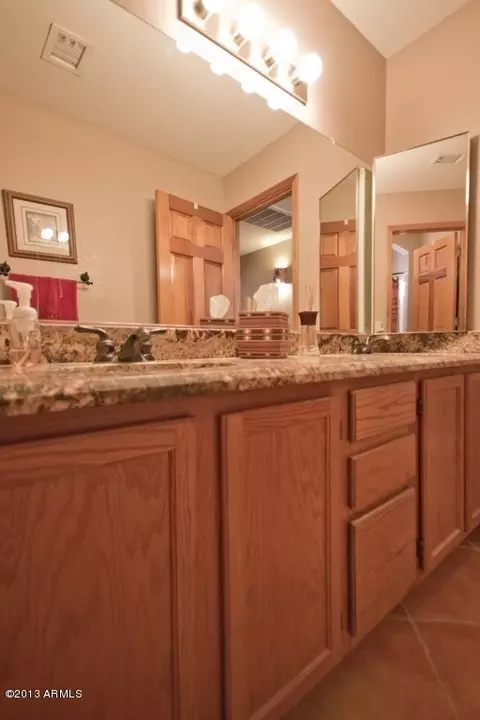 420 E Stonebridge Dr, Gilbert, AZ 85234 photo 14