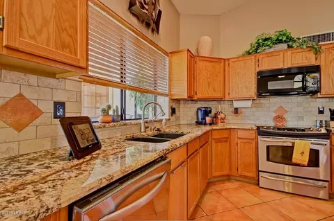 420 E Stonebridge Dr, Gilbert, AZ 85234 photo 25