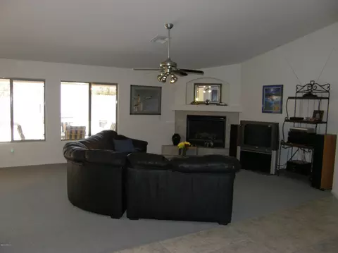 3118 E Hope St, Mesa, AZ 85213 photo 4
